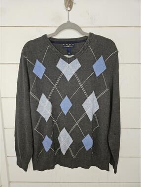 Charter Club large grey with blue argyle cotton v neck sweater